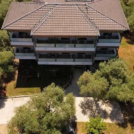 Готель Ftery Skala Rachoni  Екстер'єр фото